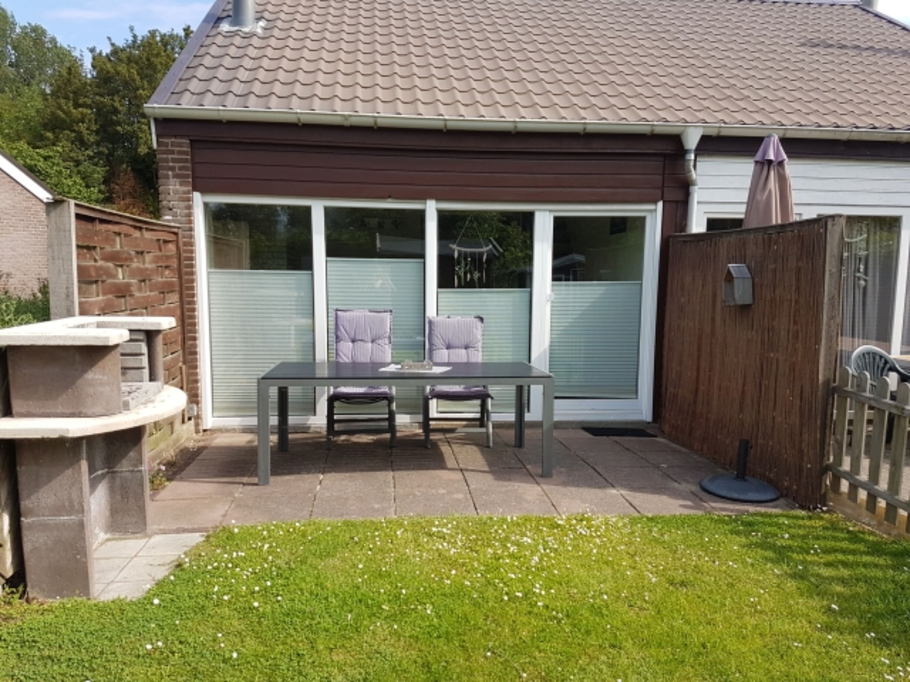 Terrasse mit Grill