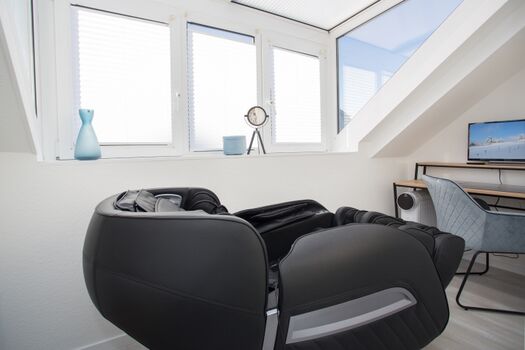 Massagesessel auf Loggia