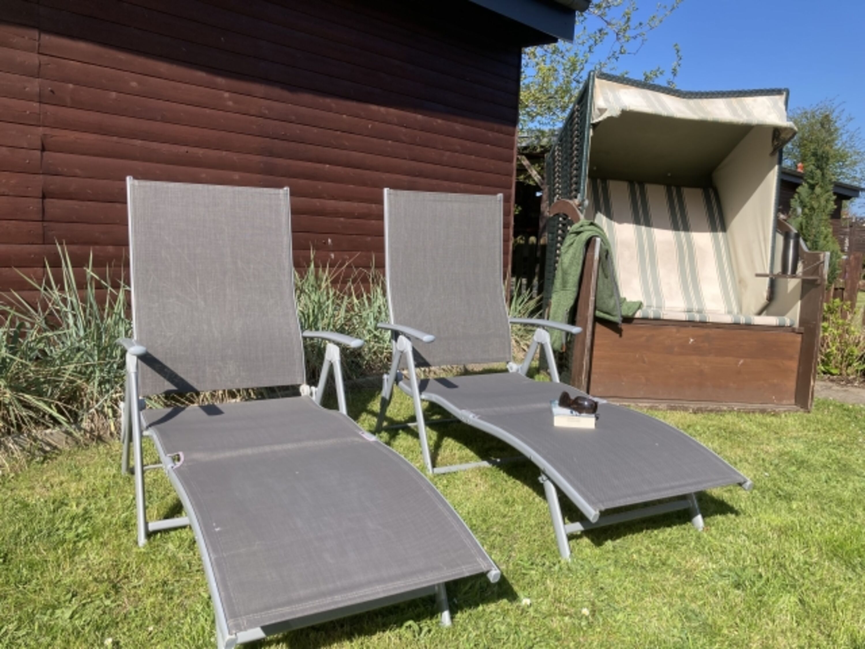 Sonnenbad im Garten