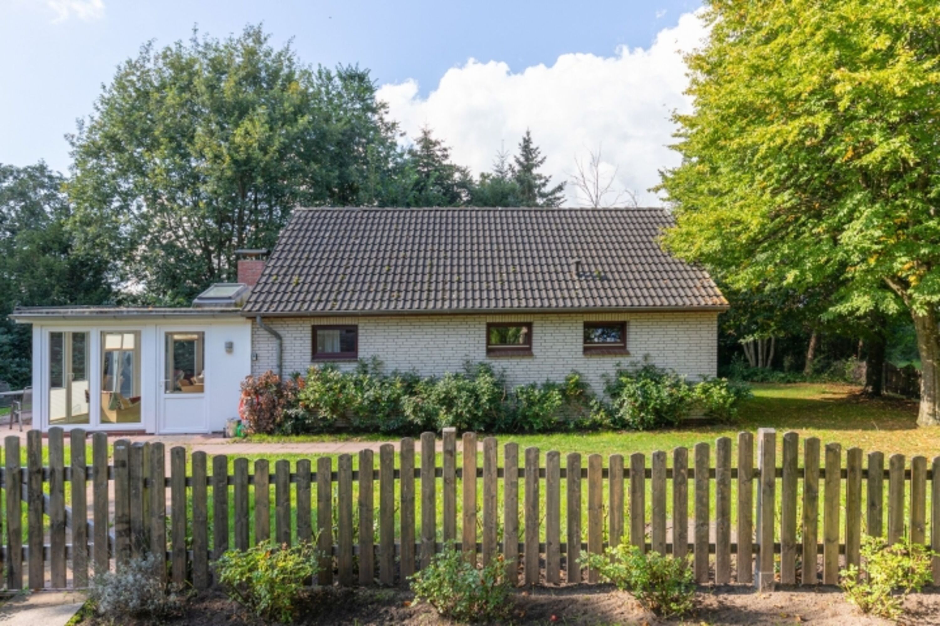 Heidehaus - Ferienhaus in idyllischer Lage im Grünen 