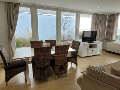 Wohn- und Essbereich