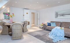 Sylt: Möwennest neue, große Wohnung mit Kamin, WLAN,  Terr ...
