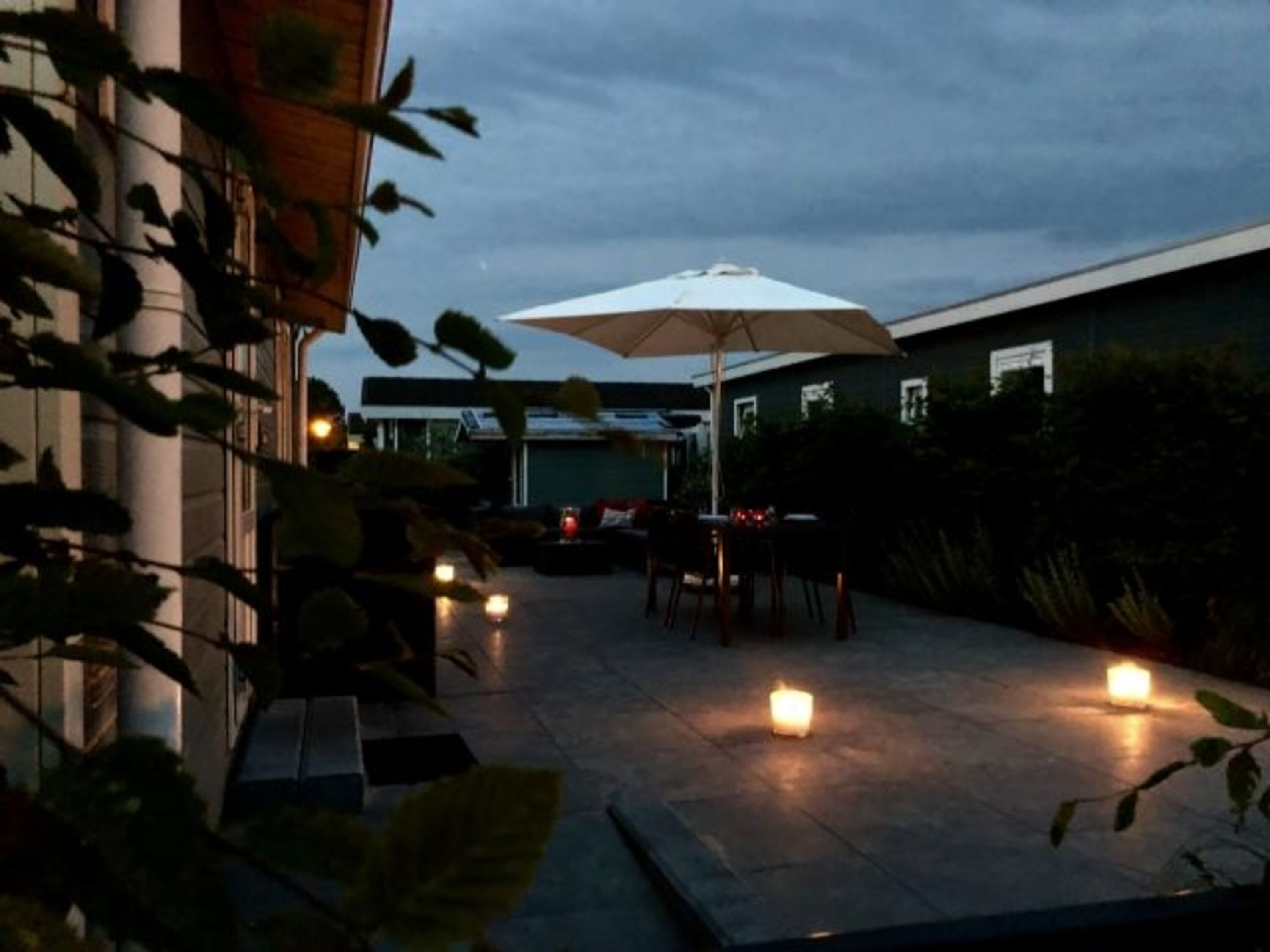 Abendstimmung auf der Terrasse