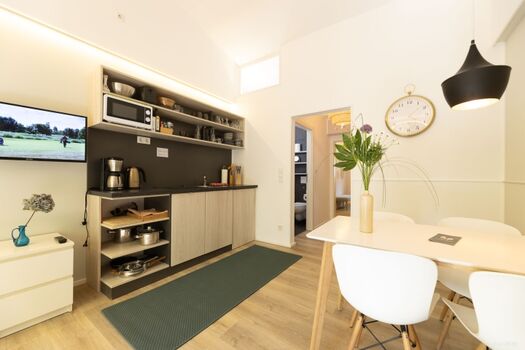 Küche mit Essbereich