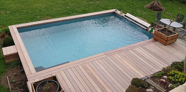 Der solargeheizte Pool (7 m x 4,5 m x 1,5m)