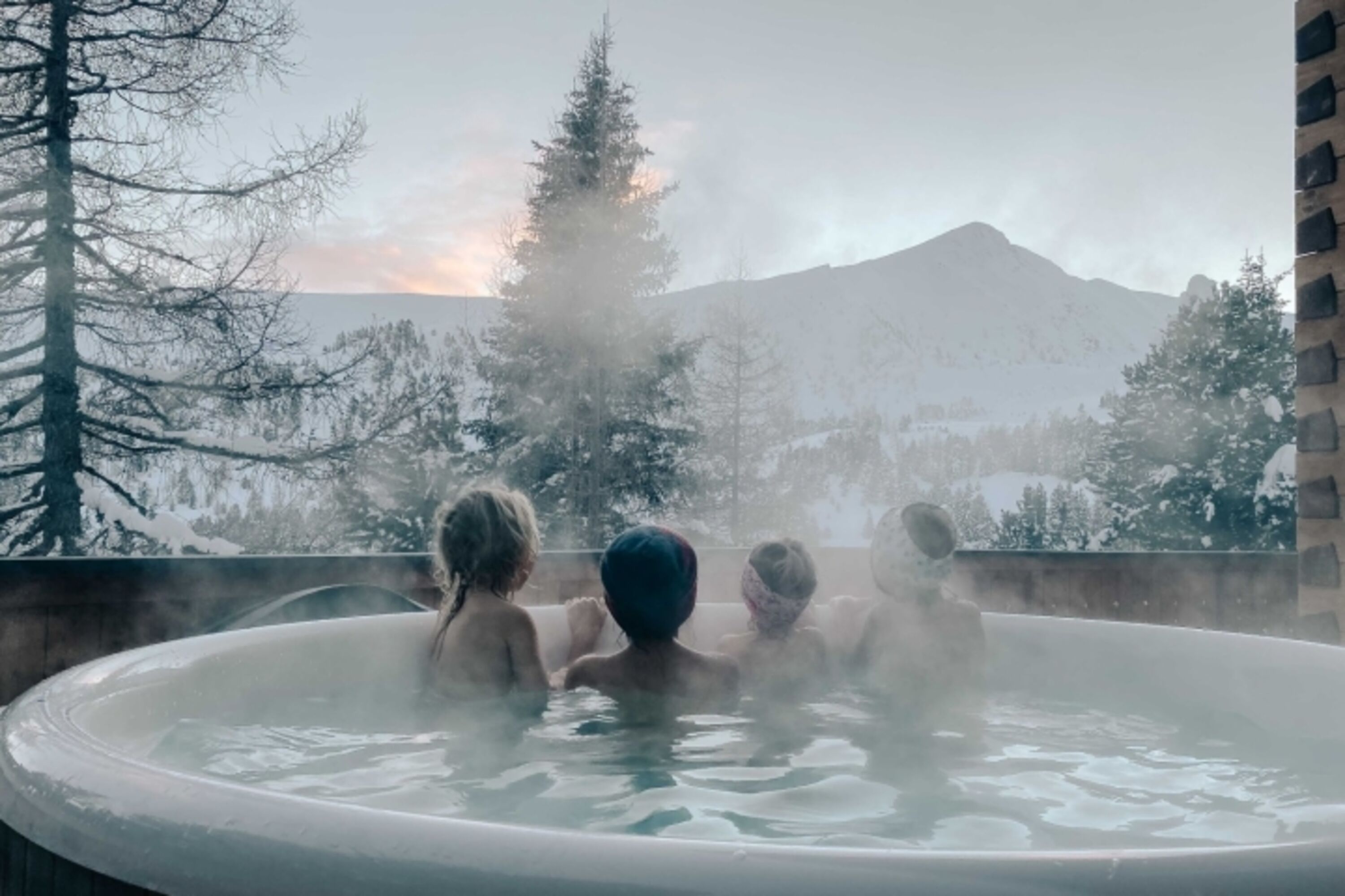 Hotpot Jacuzzi auf der Terrasse