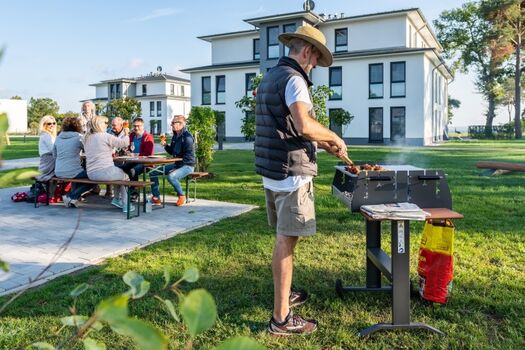 Grill- und Sitzmöglichkeiten