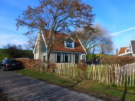 Komplett eingezäunt