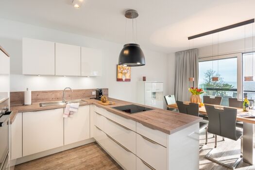 offene Hochglanzküche