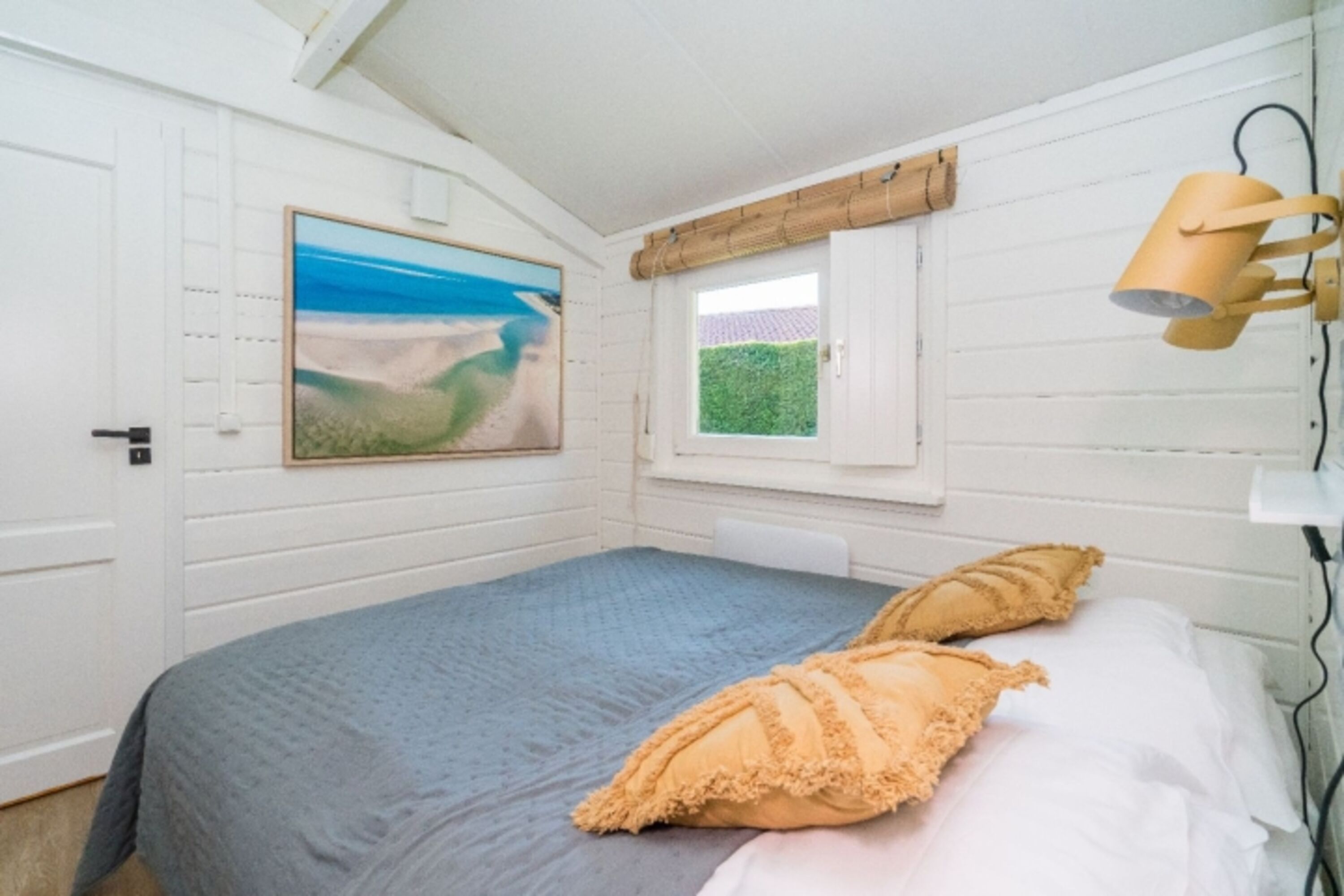 Schlafzimmer 2 mit 2 Luxus Einzel Boxspringbetten