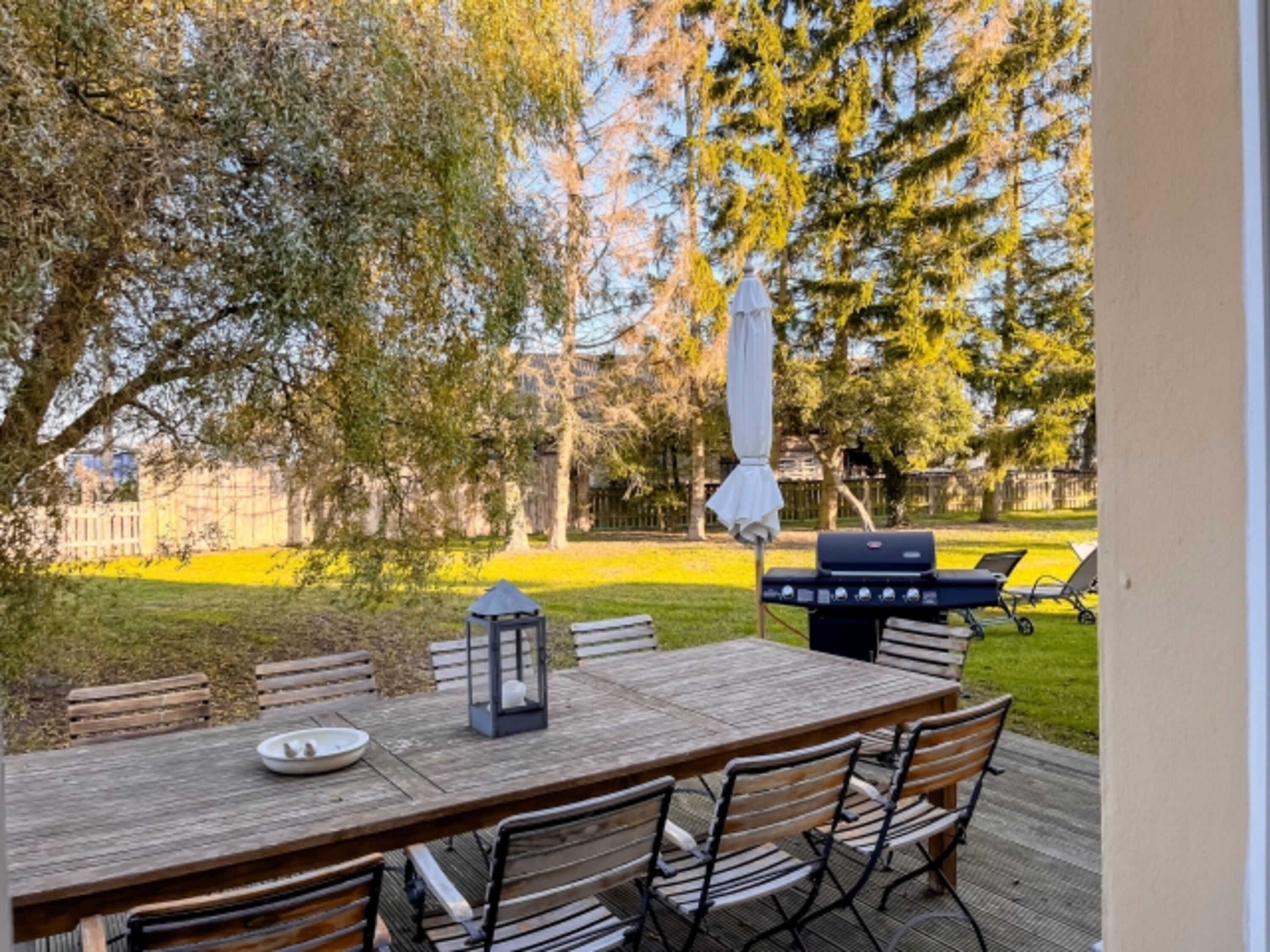 Terrasse mit Grill 