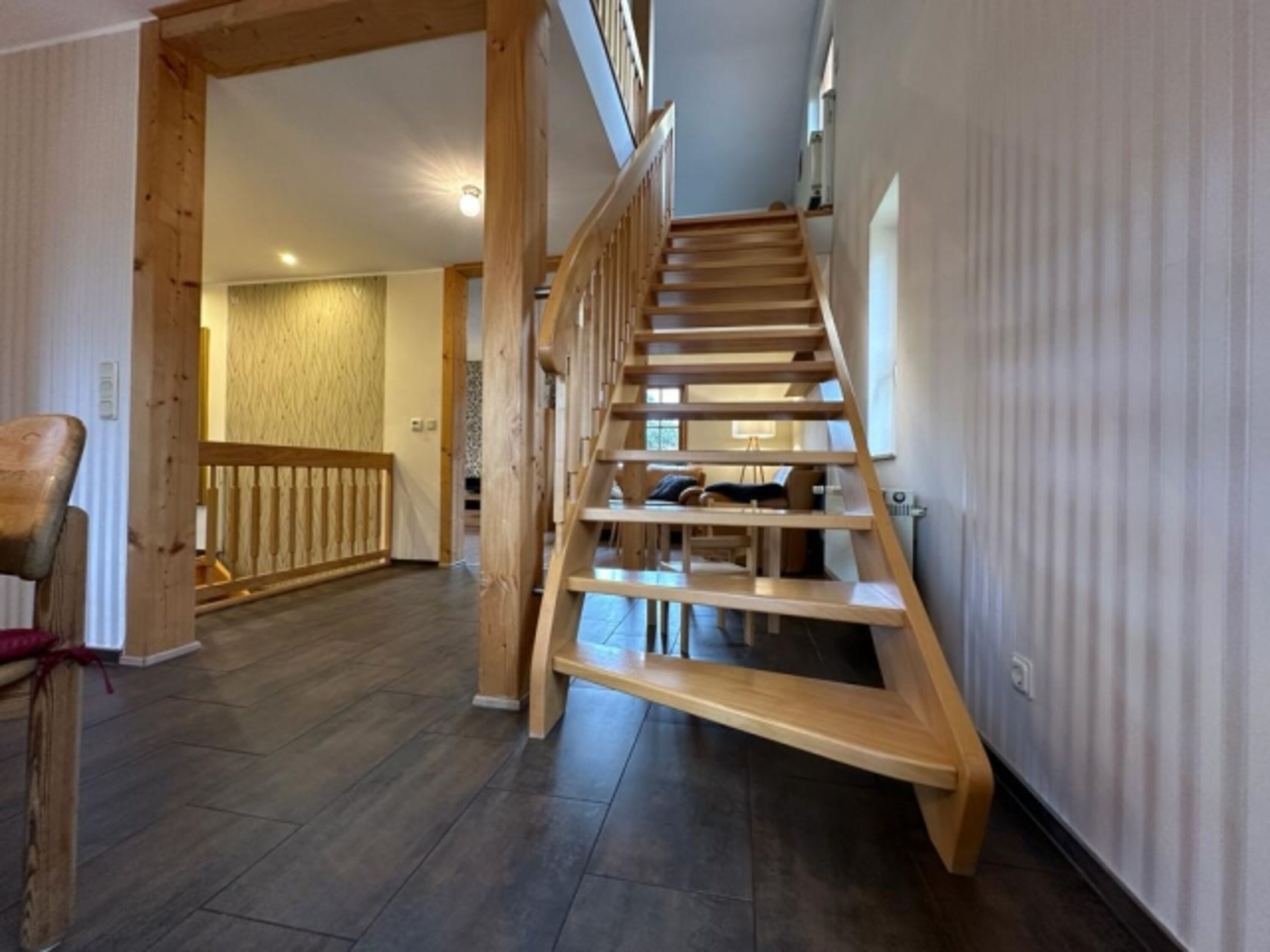 Treppe ins 2. OG