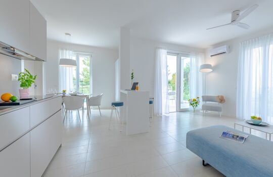 Bodentiefe Fenster erhellen alle Räume