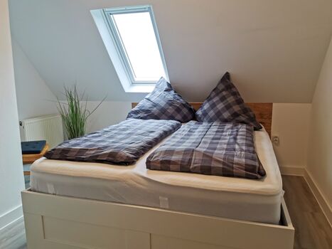 Zweites Schlafzimmer mit Doppelbett 1,60 