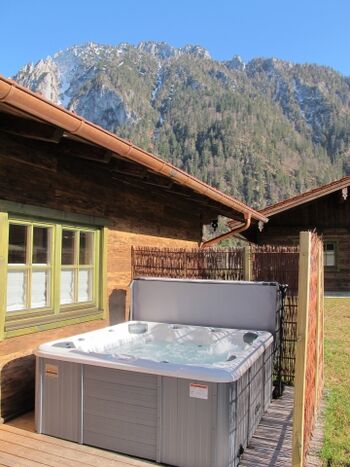 Jacuzzi auf der Terrasse
