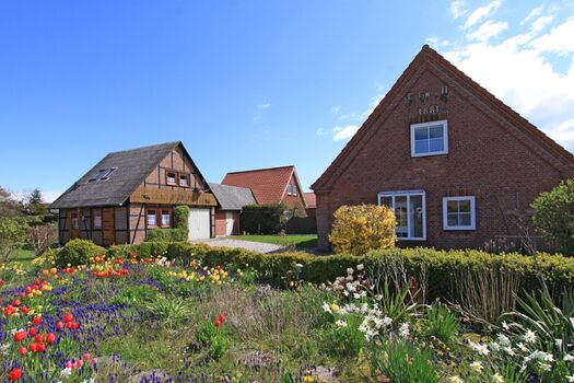Ferienhaus mit großem Garten