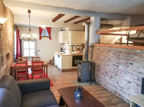 Stein, Holz und ganz viel Gemütlichkeit!