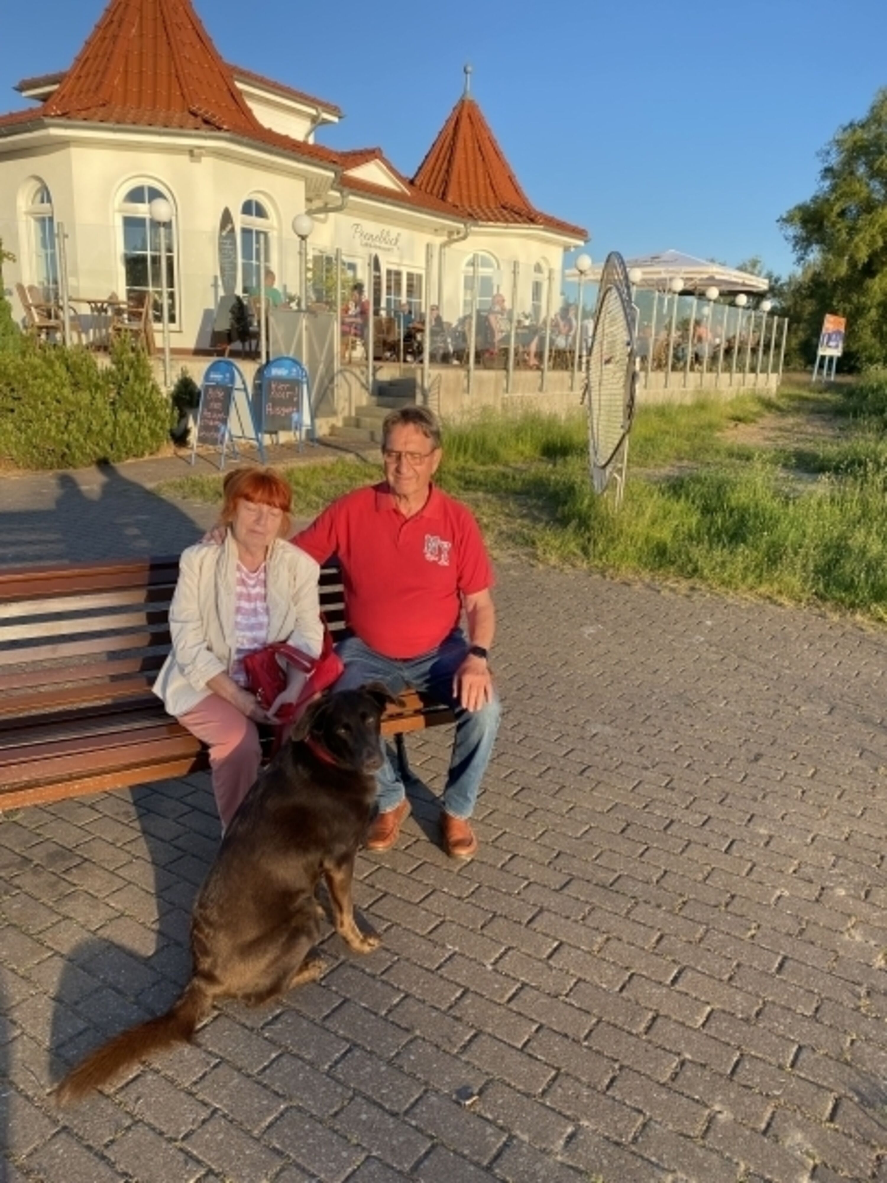 Gastgeber mit Cora