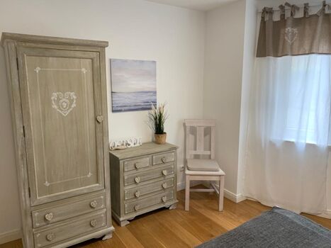 Schlafzimmer 1 Souterrain 