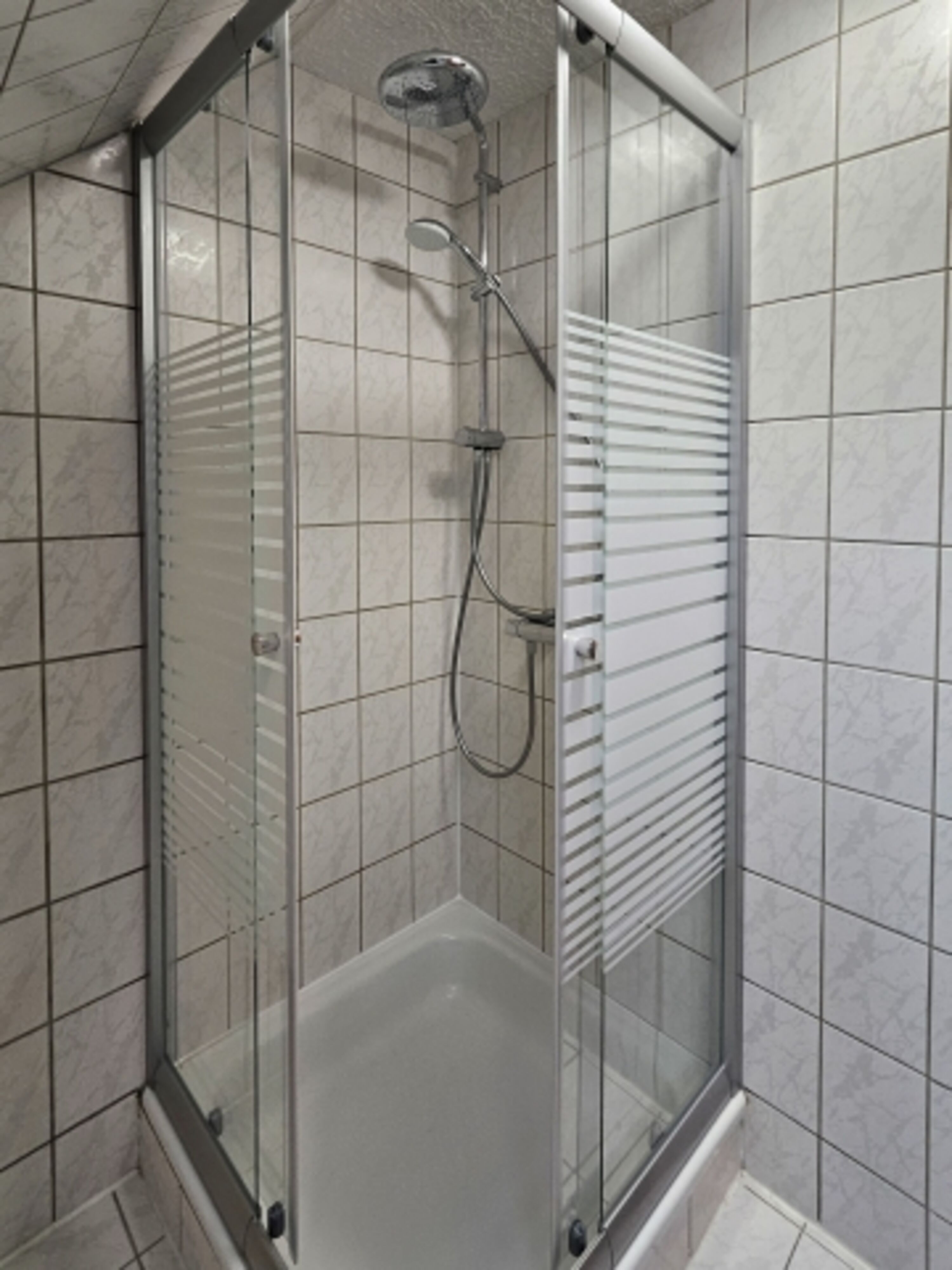 Dusche im OG