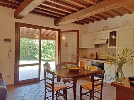 Eingang von der Terrasse aus in die Wohnküche