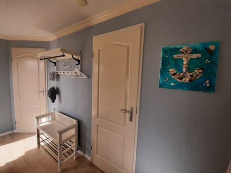 Flur mit maritimen Details