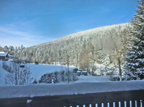 Und das ist der Blick vom Balkon im Winter!