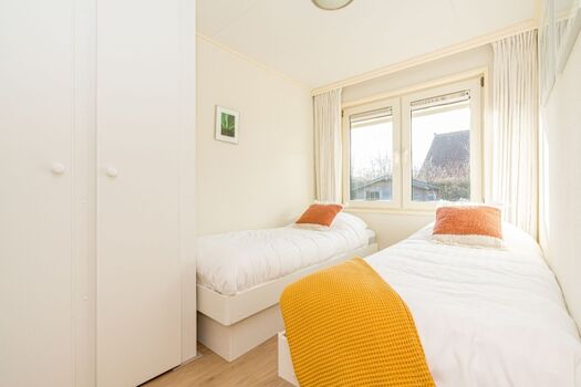 Schlafzimmer 2 mit 2 Einzelbetten