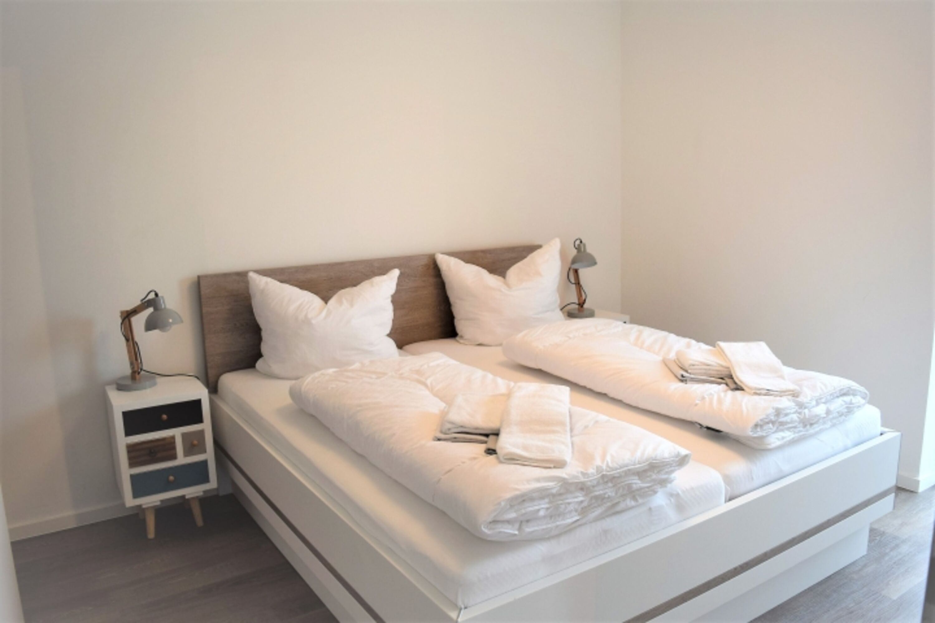 2. Schlafzimmer