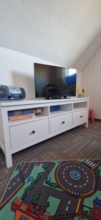 Spielzimmer mit zweitem TV