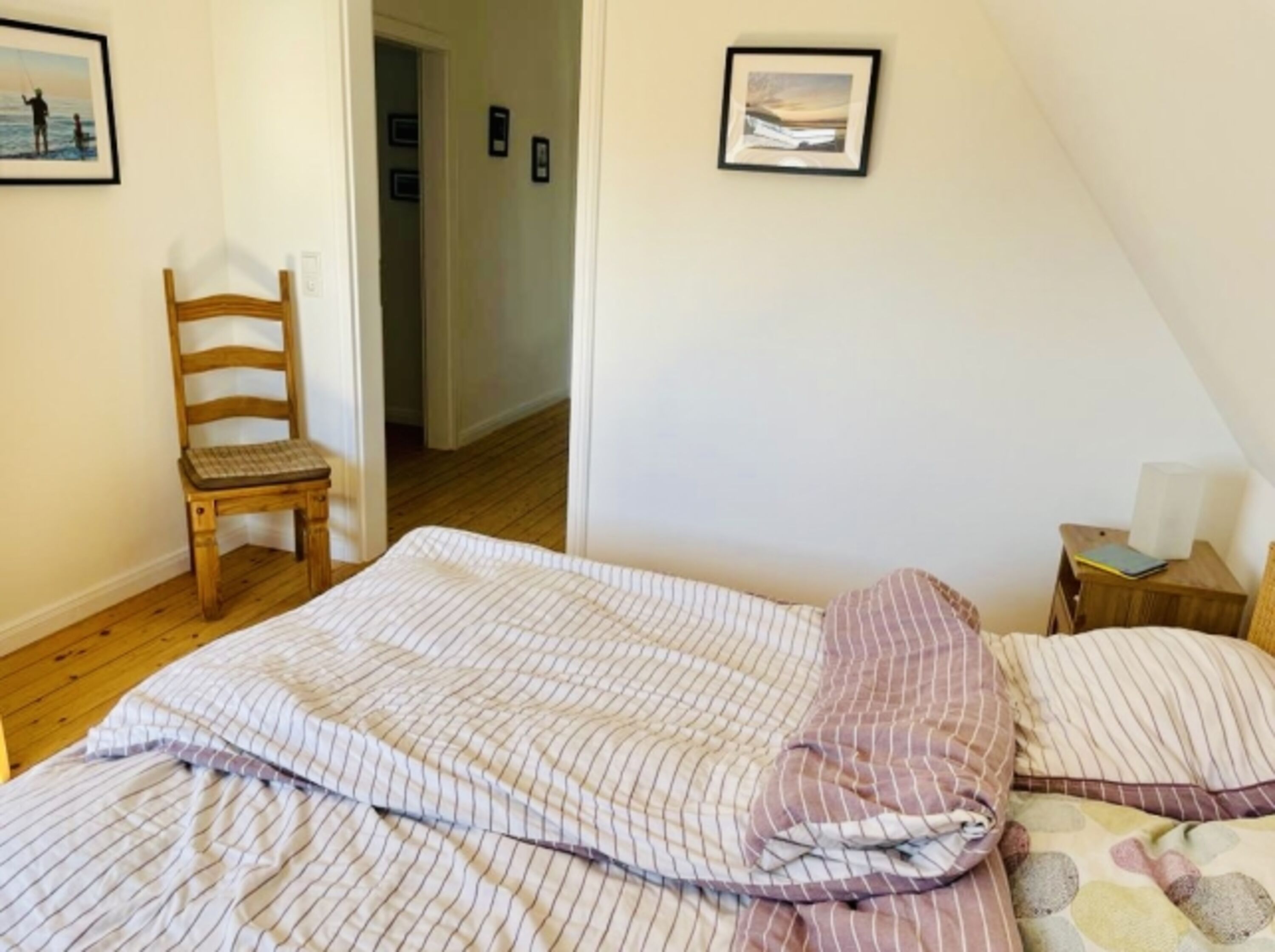 Schlafzimmer 1