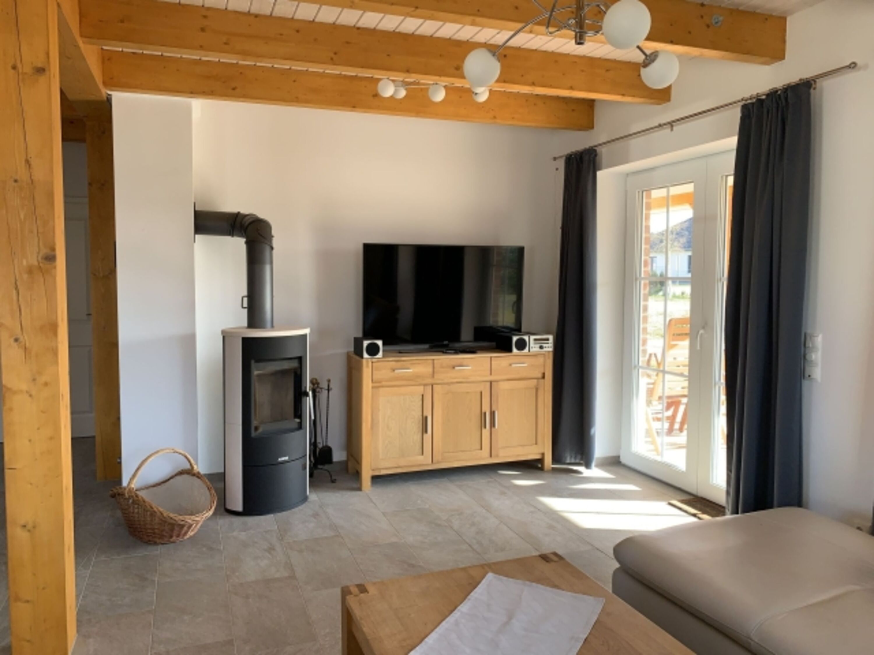 Kamin - TV