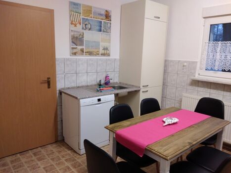 Wohnküche mit Geschirrspüler FeWo 4