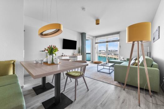 Das ist Dein Blick aus der Küche. Meerblick soweit das Auge reicht.