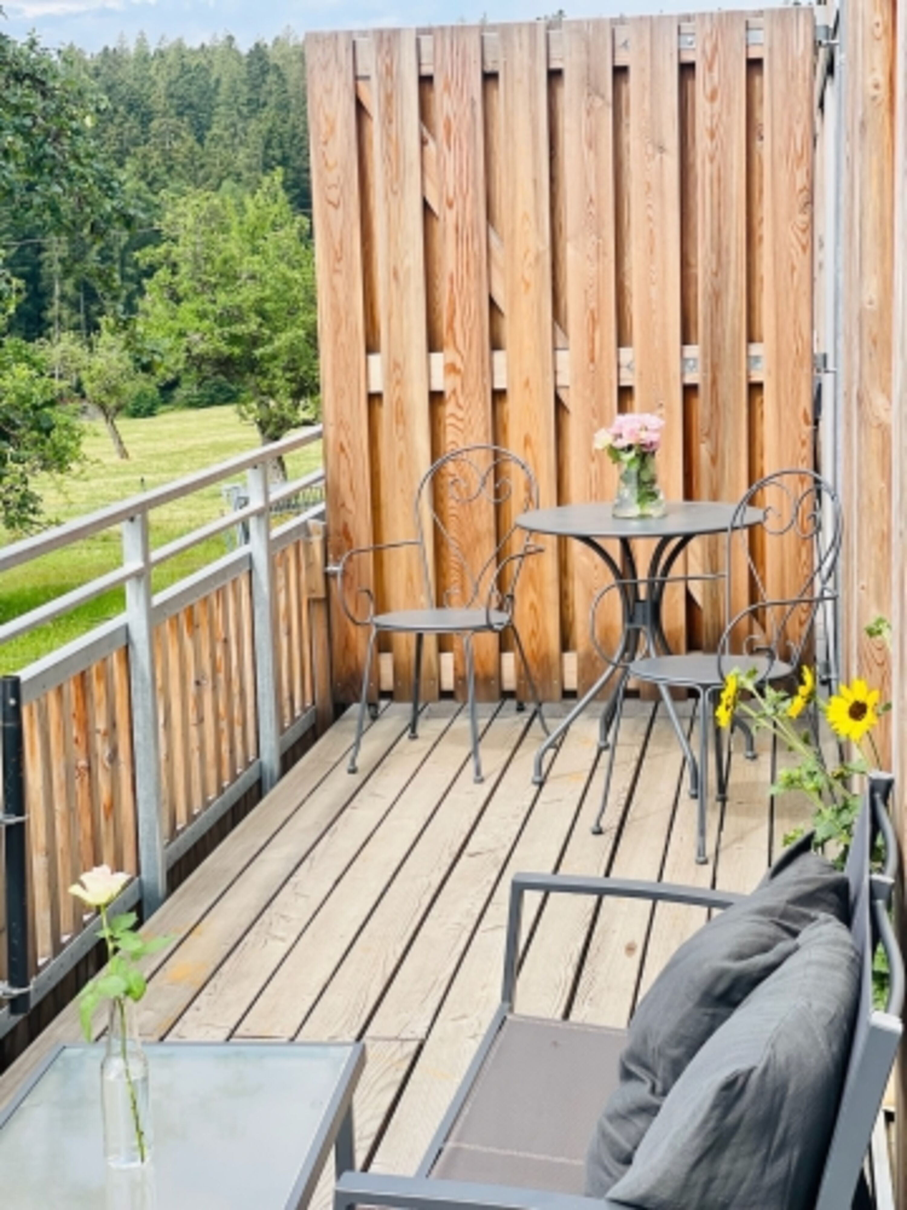 Der Balkon mit Ausblick unserer Ferienwohnung Ostweg