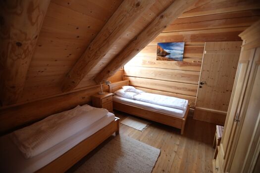 Schlafzimmer 2 zwei Einzelbetten