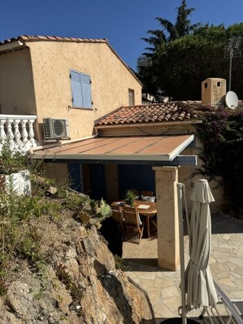 Blick von oberen Terrasse 