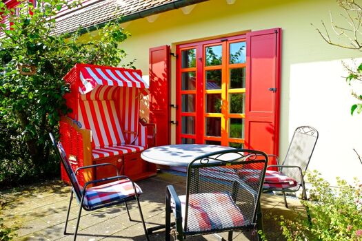 Die eigene Terrasse mit Strandkorb