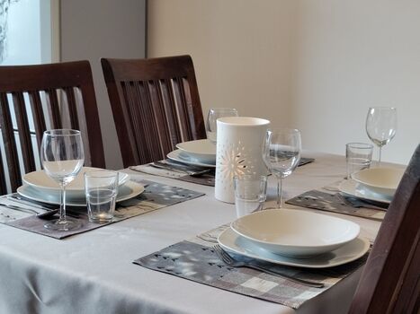 Eingedeckt für vier Personen