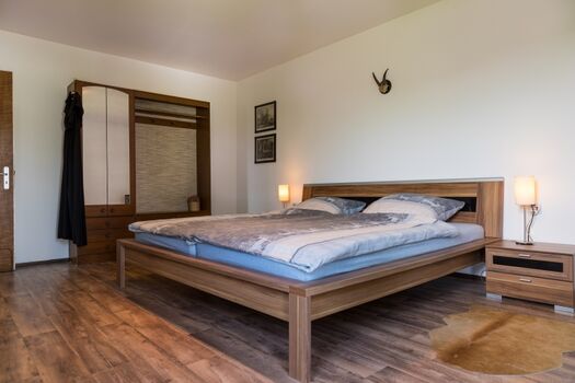 Das Jagdzimmer, Bett 200 x 200 cm