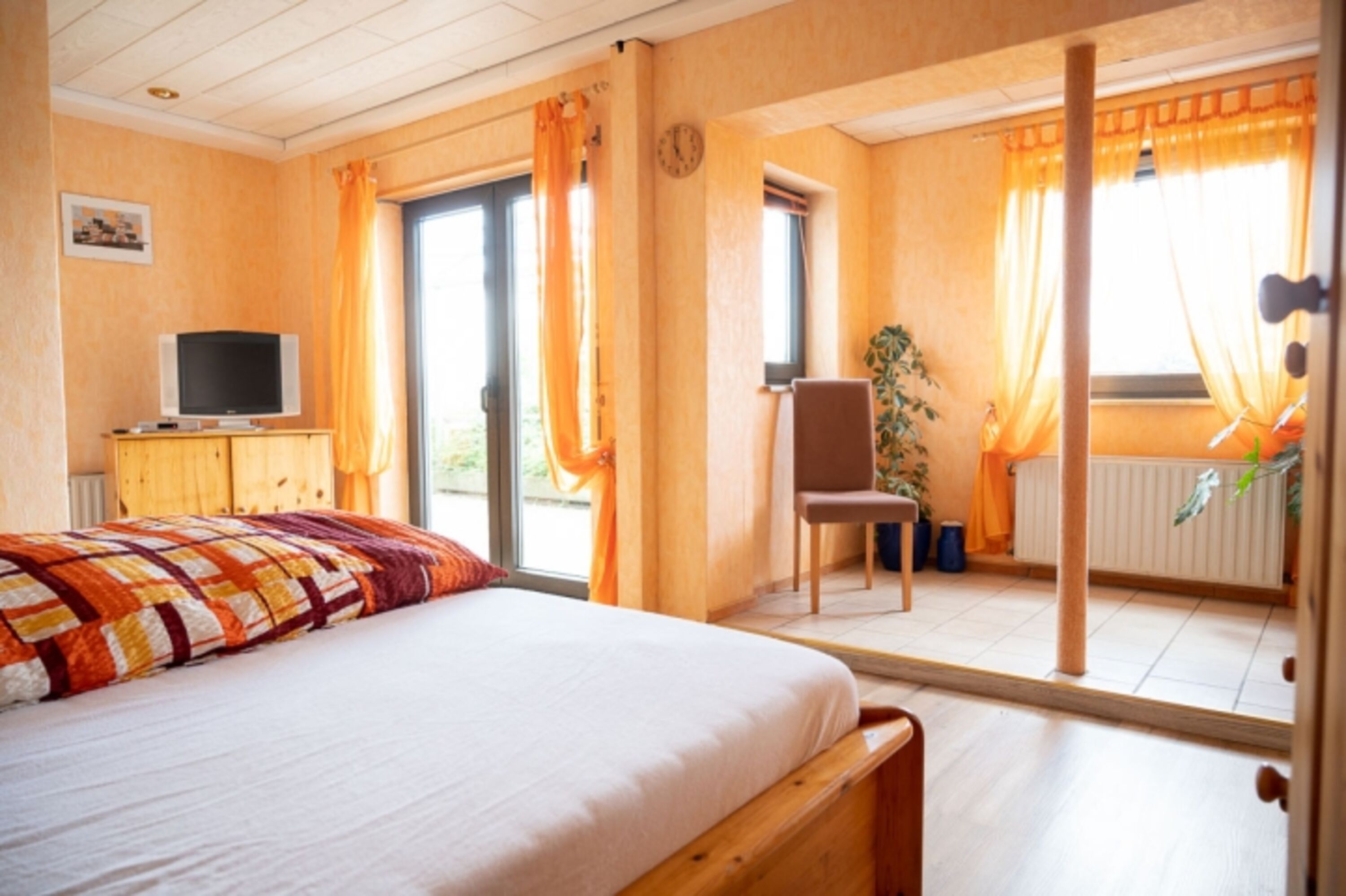 Großes Schlafzimmer - EG -
