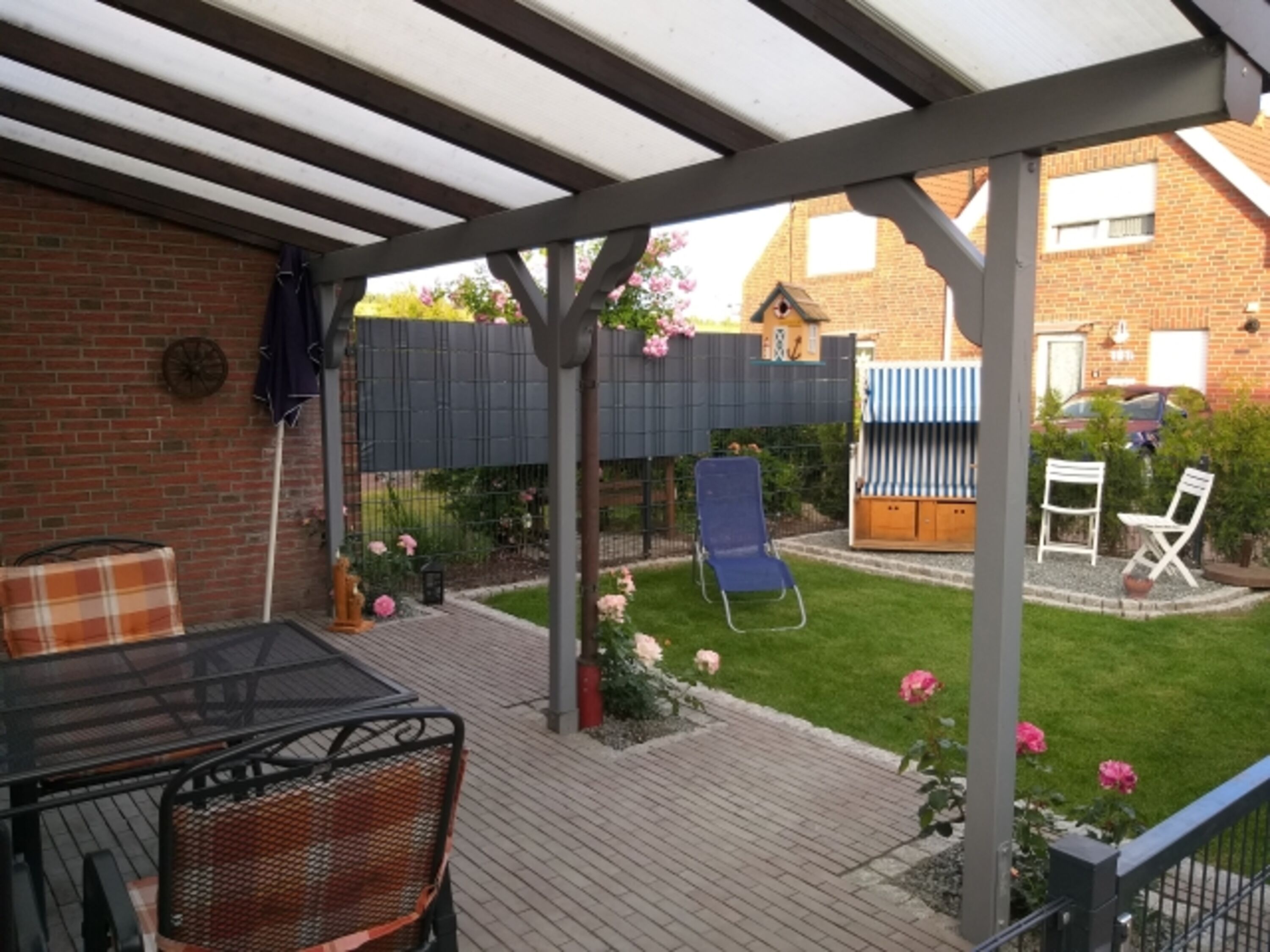Überdachte Terrasse