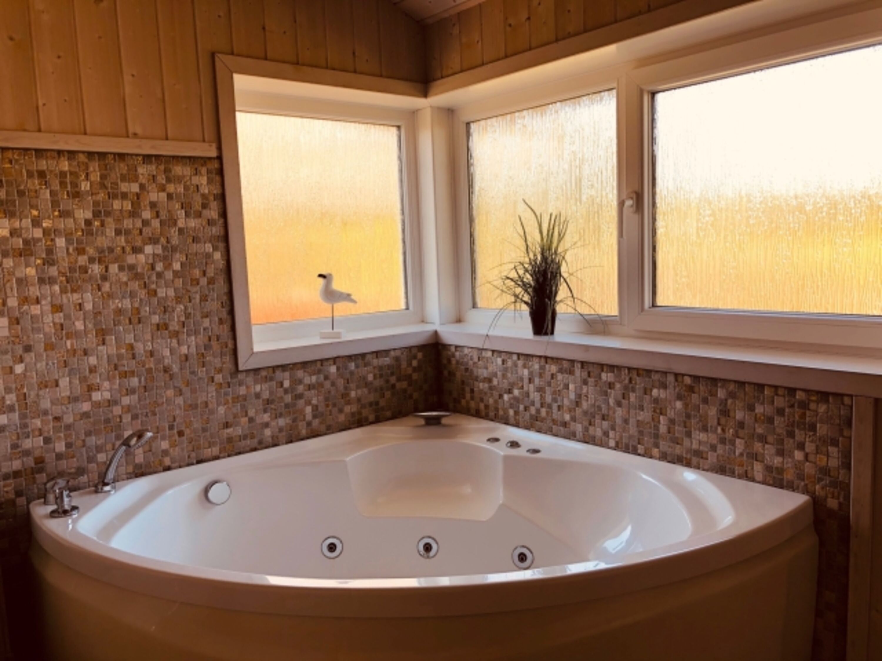 Whirlbadewanne