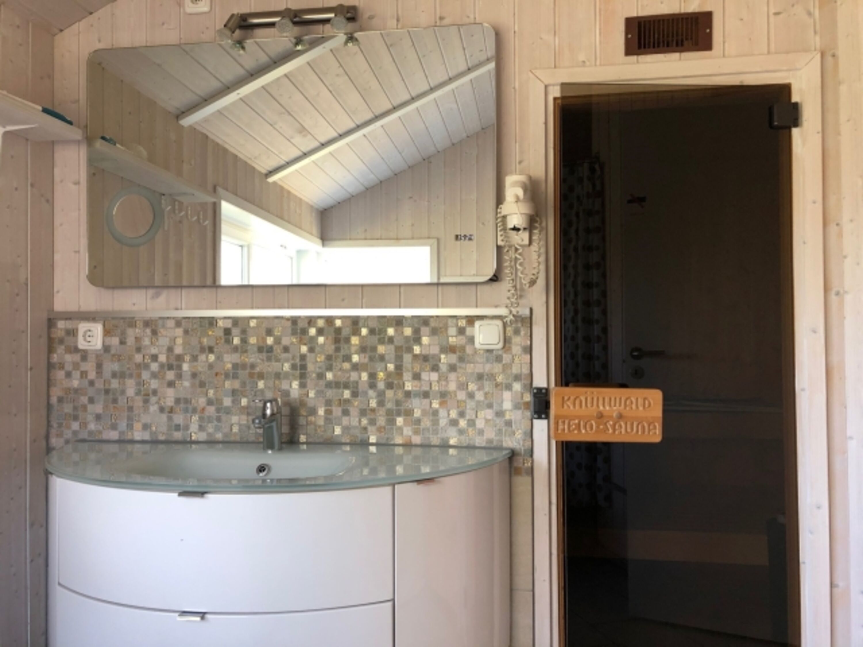 Bad mit Sauna