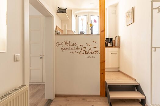 Eingangsbereich mit kleiner Küche