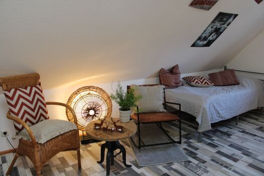 Schlafzimmer 3: Doppelbett   Gästebett