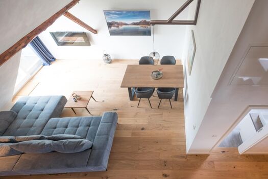 Schleuse twee - Blick vom Spitzboden auf den Wohnbereich