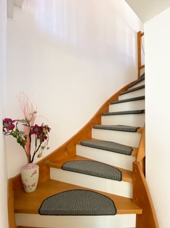 Treppe zum Obergeschoss