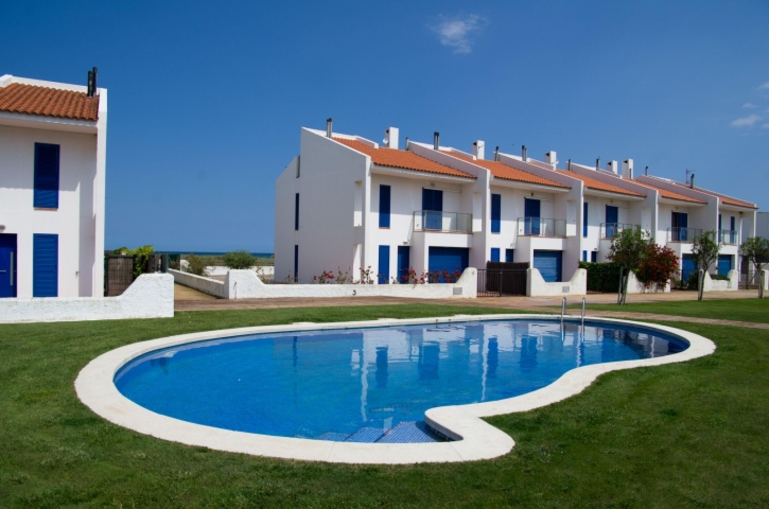 Pool mit Meerblick