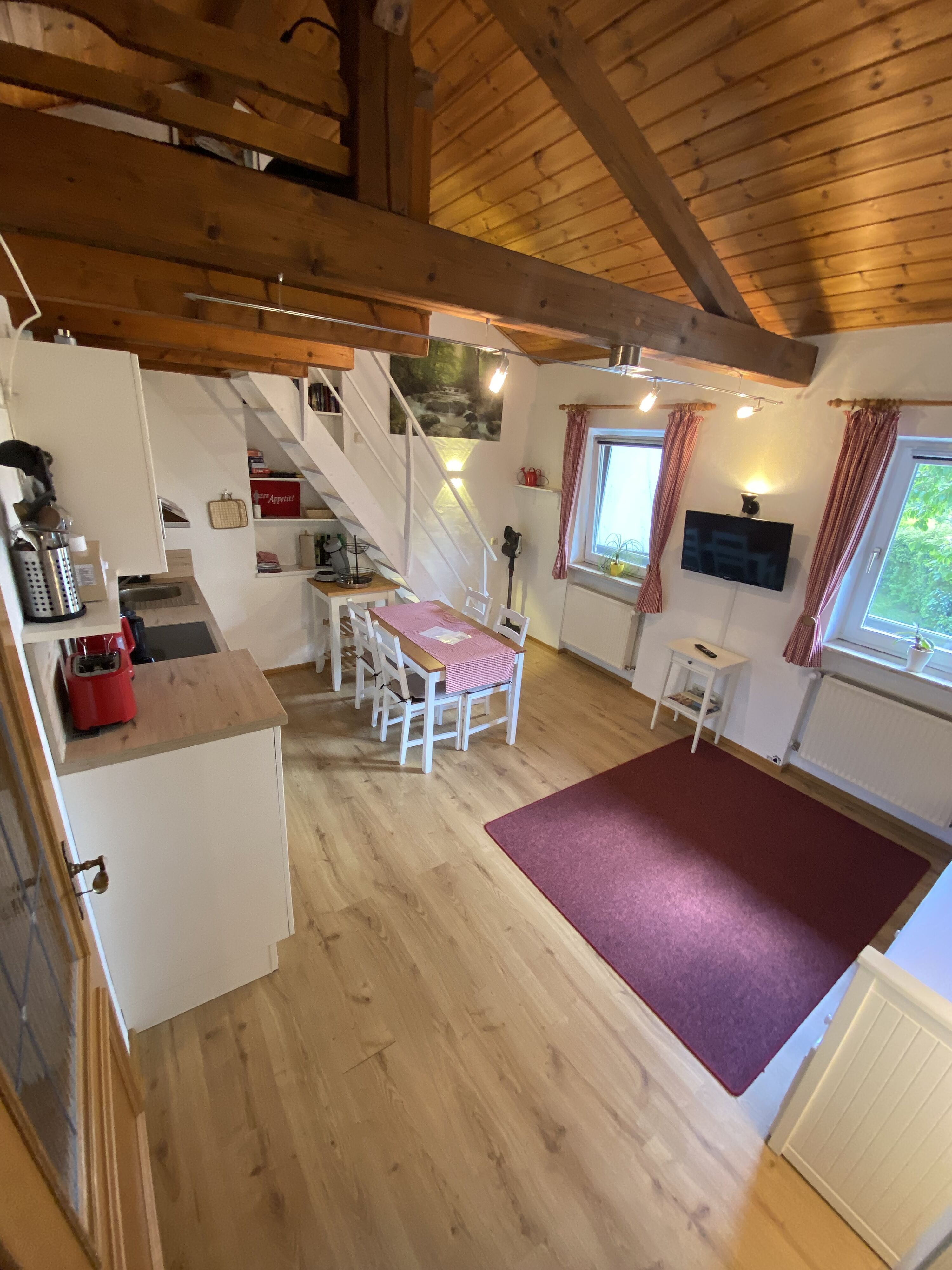 Wohnzimmer und Küche